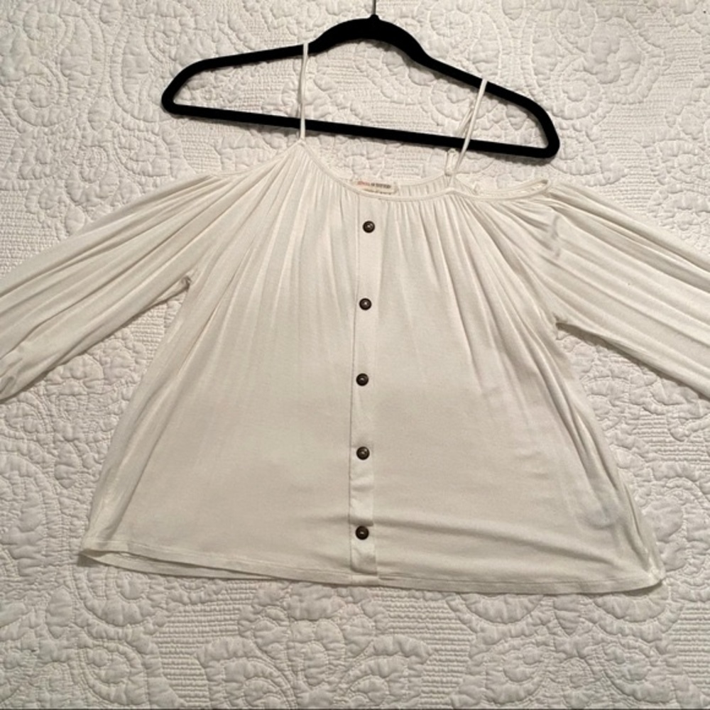 Zenana Outfitters Cold-Shoulder top